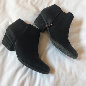 Blondo villa waterproof booties